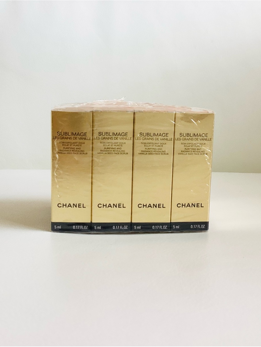 CHANEL Sublimage Les Grains de Vanille Skincare Set - Gold and Black 5ml each